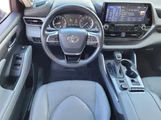 Gold Certified2022 Toyota Highlander Limited