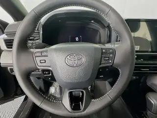 Toyota Camry 2026 SE 4dr Sedan