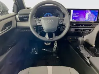 Toyota Camry 2026 SE 4dr Sedan