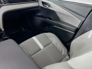 Toyota Camry 2026 SE 4dr Sedan