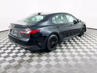 Toyota Camry 2026 SE 4dr Sedan