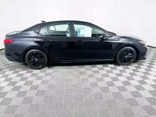 Toyota Camry 2026 SE 4dr Sedan
