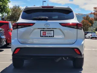 Gold Certified2023 Toyota Highlander XLE