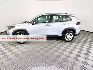 Toyota Corolla Cross 2026 L 4dr Crossover