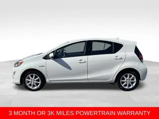 2016 Toyota Prius c Three