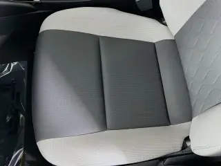 Toyota Corolla Hybrid 2026 LE 4dr Sedan