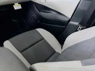 Toyota Corolla Hybrid 2026 LE 4dr Sedan