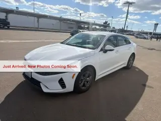 Kia K5 2023 LXS 4dr Sedan