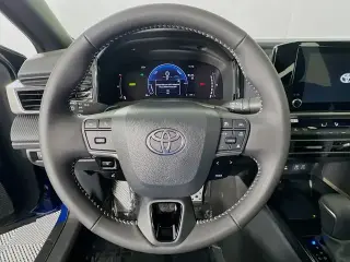 Toyota Camry 2026 SE 4dr Sedan