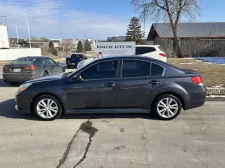 2013 Subaru Legacy 2.5i Premium