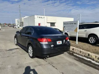 2013 Subaru Legacy 2.5i Premium