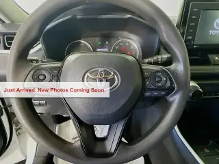 Toyota RAV4 Hybrid 2022 AWD XLE 4dr SUV