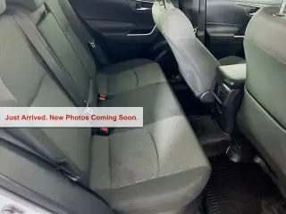 Toyota RAV4 Hybrid 2022 AWD XLE 4dr SUV