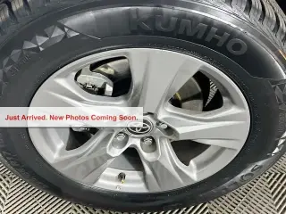 Toyota RAV4 Hybrid 2022 AWD XLE 4dr SUV