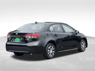 2022 Toyota Corolla Hybrid LE