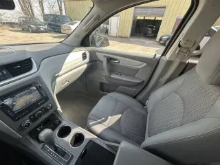 2016 Chevrolet Traverse LS