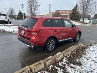 2018 Mitsubishi Outlander SE