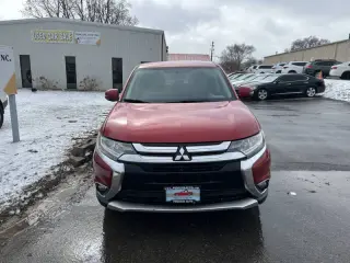 2018 Mitsubishi Outlander SE