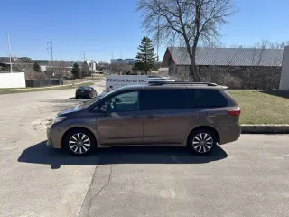 2020 Toyota Sienna LE 7-Passenger