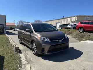 2020 Toyota Sienna LE 7-Passenger