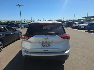 Nissan Rogue 2024 S 4dr Crossover