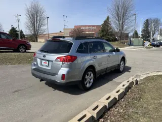 2013 Subaru Outback 2.5i Limited