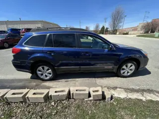 2011 Subaru Outback 2.5i Limited
