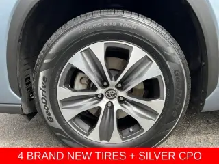 Silver Certified2023 Toyota Highlander Hybrid XLE