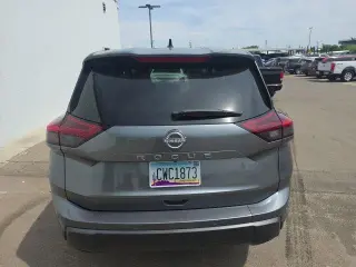 Nissan Rogue 2024 S 4dr Crossover
