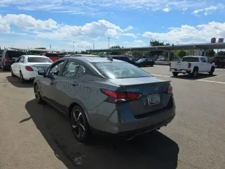 Nissan Versa 2024 SR 4dr Sedan