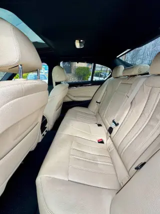 2017 BMW 5 Series 530i