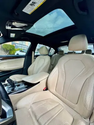2017 BMW 5 Series 530i