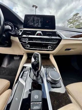 2017 BMW 5 Series 530i