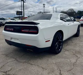 2021 Dodge Challenger SXT