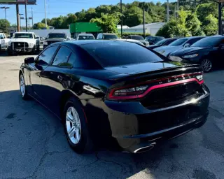 2017 Dodge Charger SE