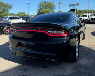 2017 Dodge Charger SE