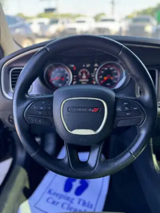 2017 Dodge Charger SE