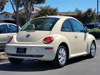 2009 Volkswagen Beetle 2.5L Black Tie Edition