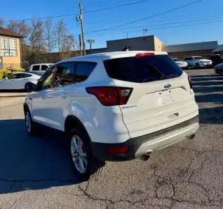 2019 Ford Escape SE