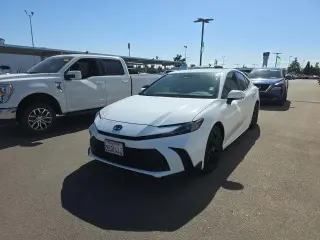Toyota Camry 2025 SE 4dr Sedan
