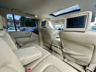 2015 Infiniti QX80