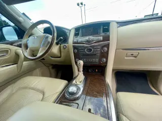 2015 Infiniti QX80