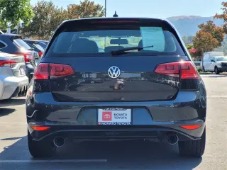 2017 Volkswagen Golf GTI S