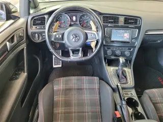 2017 Volkswagen Golf GTI S