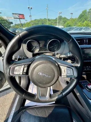 2018 Jaguar F-PACE 35t Prestige
