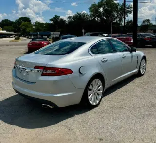 2009 Jaguar XF Premium Luxury