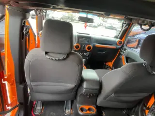 2013 Jeep Wrangler Unlimited Sport