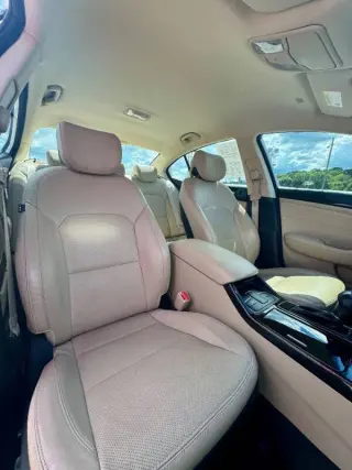 2016 Kia Cadenza