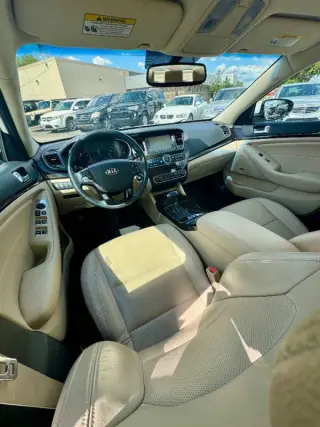 2016 Kia Cadenza