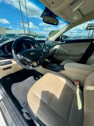 2016 Kia Cadenza
